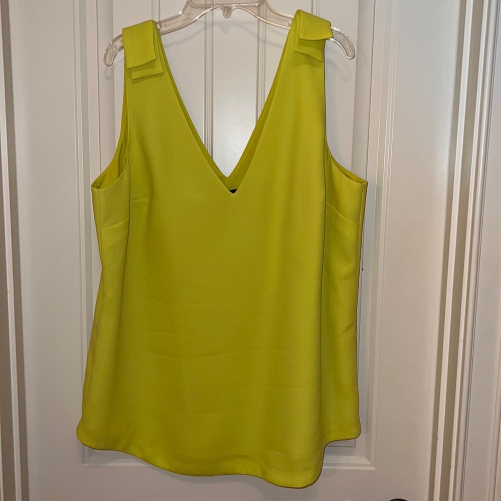 Banana Republic size Large tank style blouse